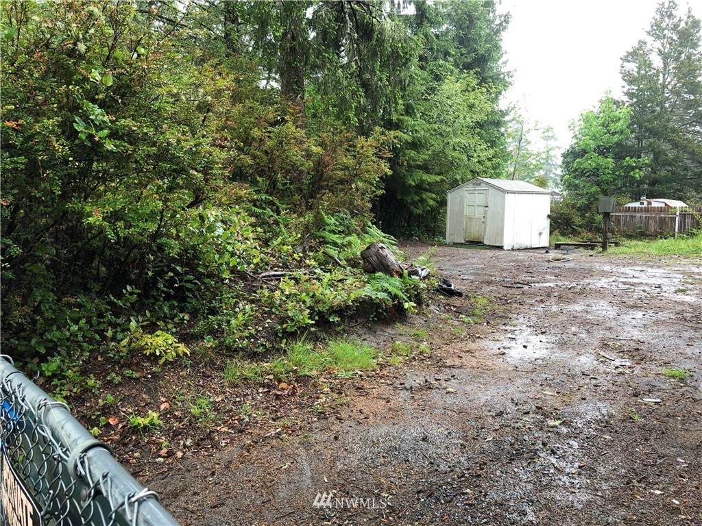 27212 U Street - Photo 1