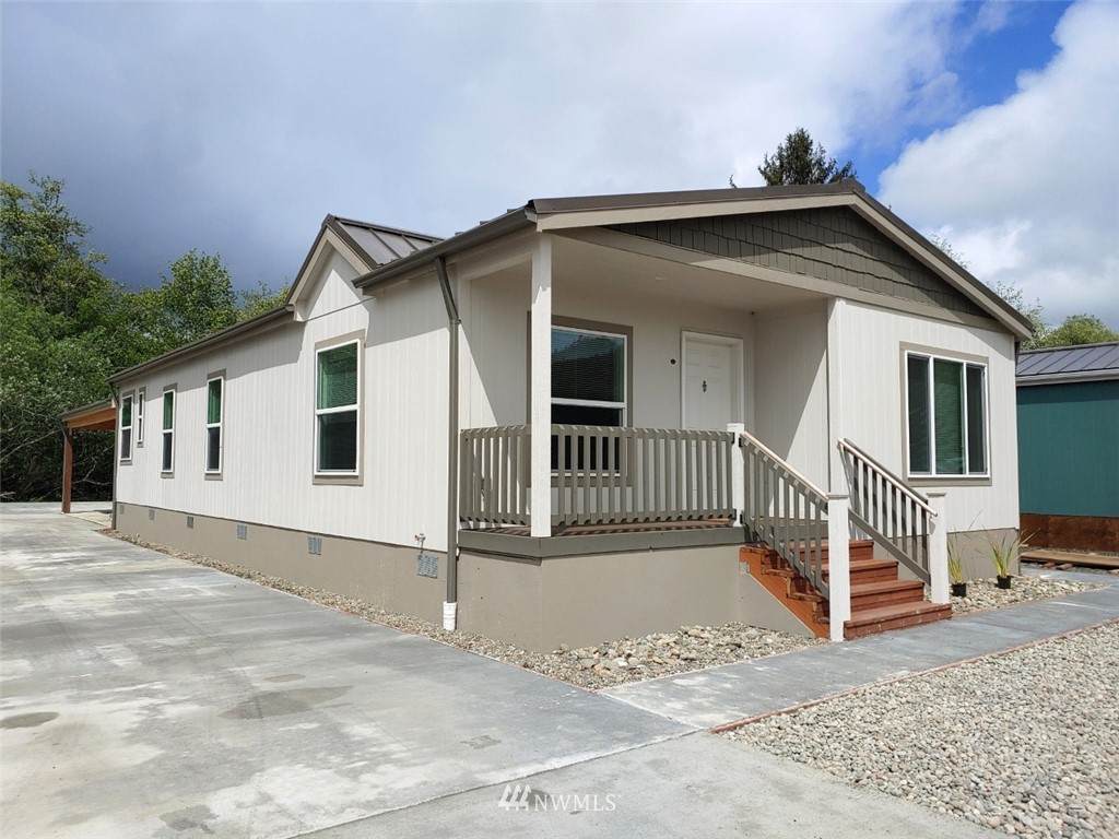2010 Broadway Avenue - Photo 1