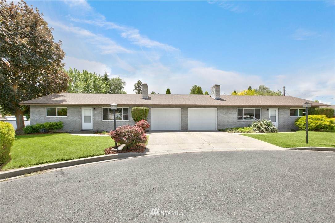 4304 West Way - Photo 1