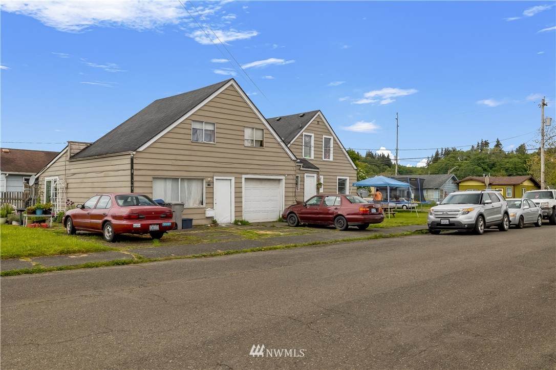 1901 Aberdeen Avenue - Photo 1