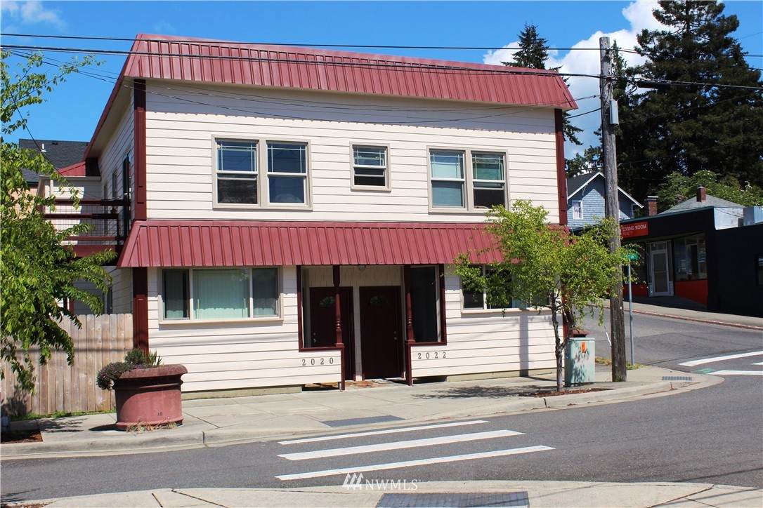 1101 Pitt Avenue - Photo 1