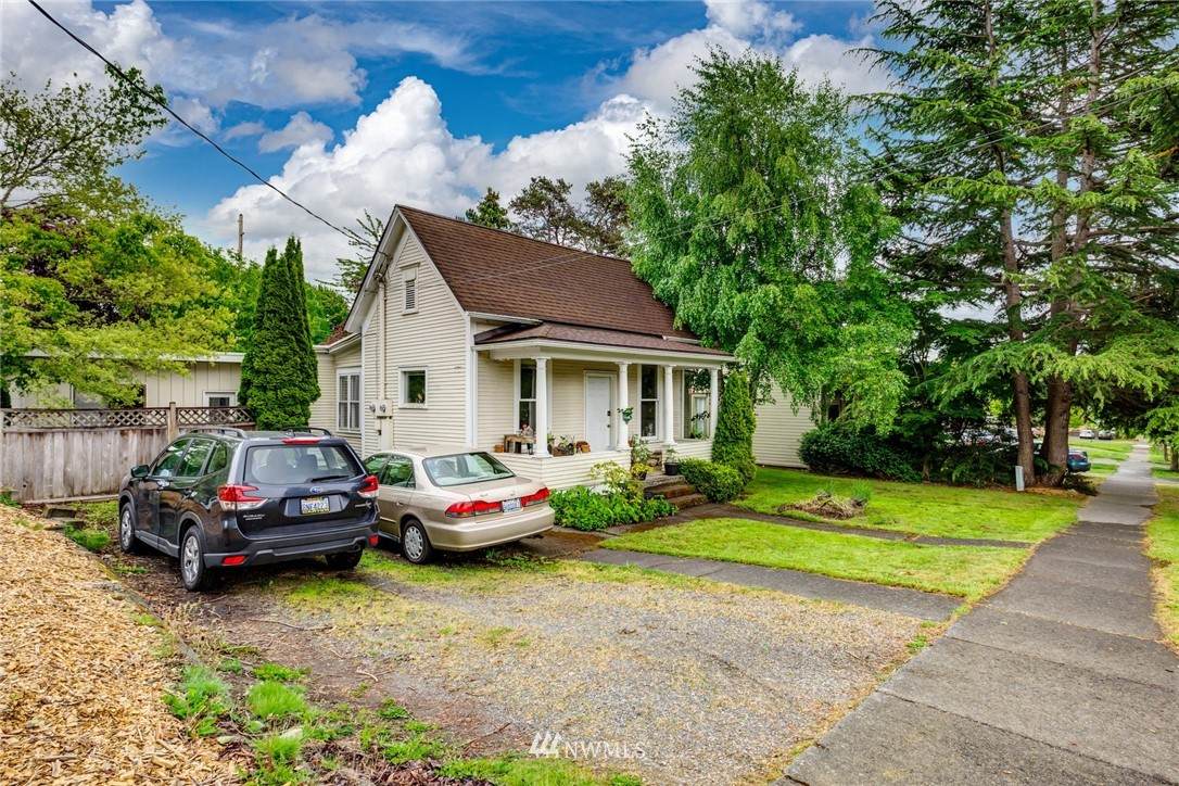 1113 23rd Street - Photo 1