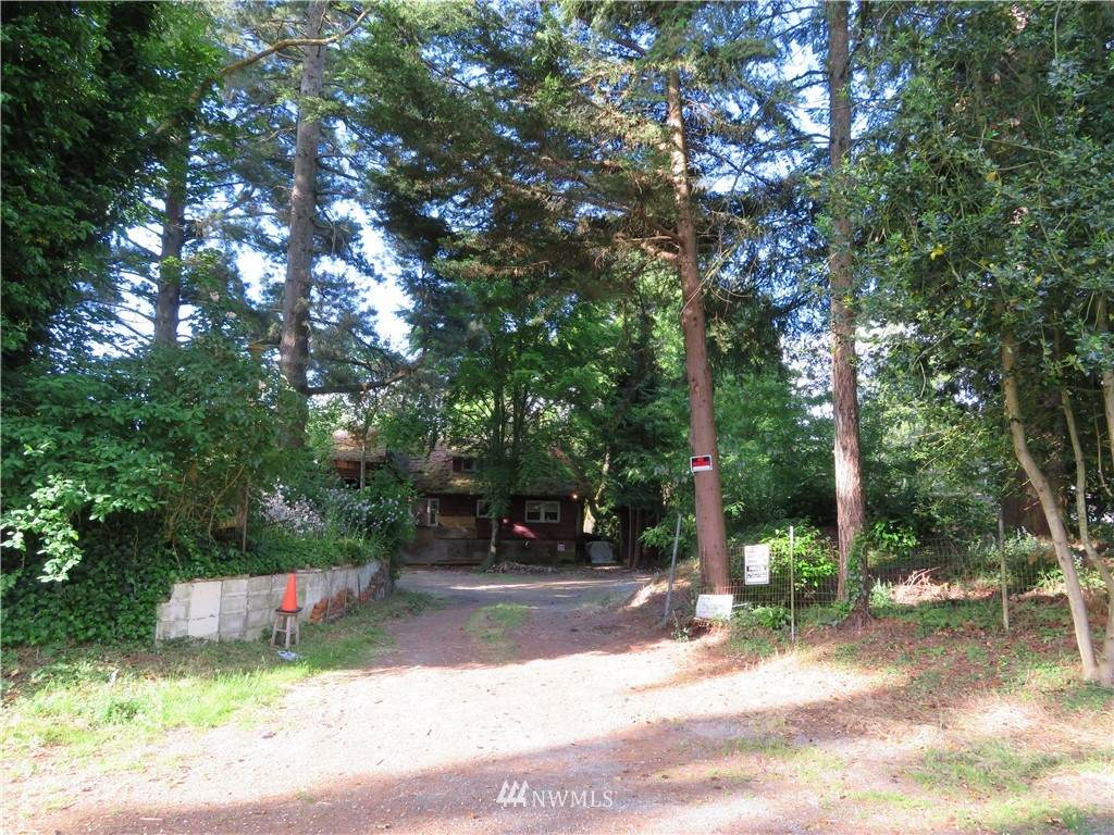 3333 202nd - Photo 1