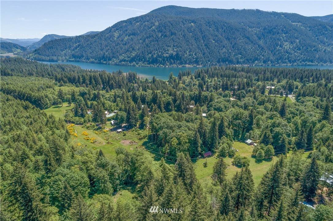 286 Dog Creek Road - Photo 1