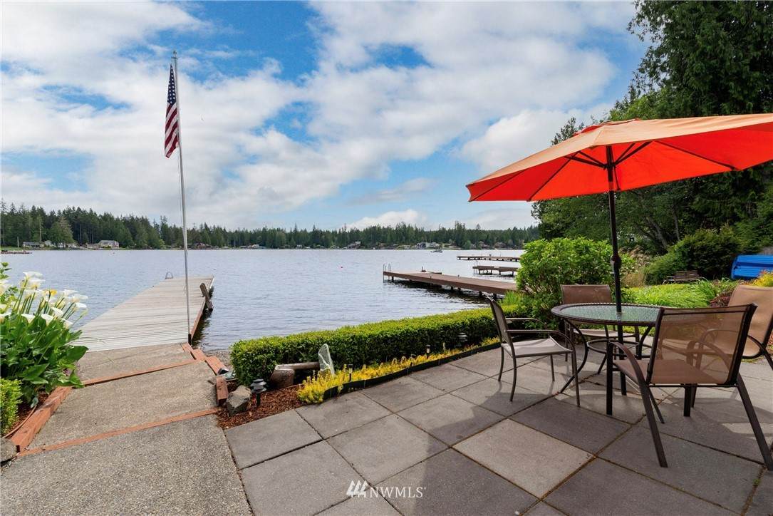 71 Shore Drive - Photo 1