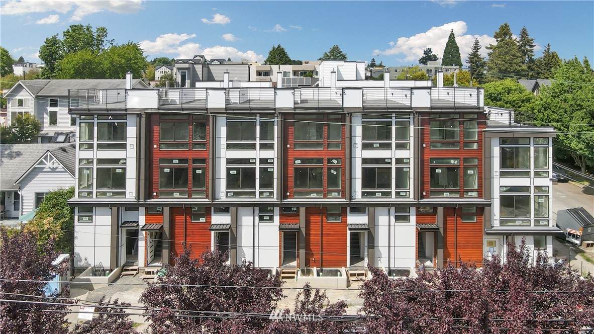 720 43rd Street - Photo 1
