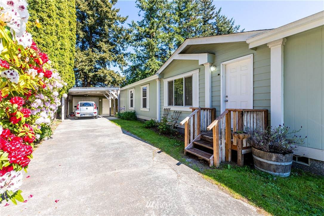 7072 Tall Cedars Lane - Photo 1