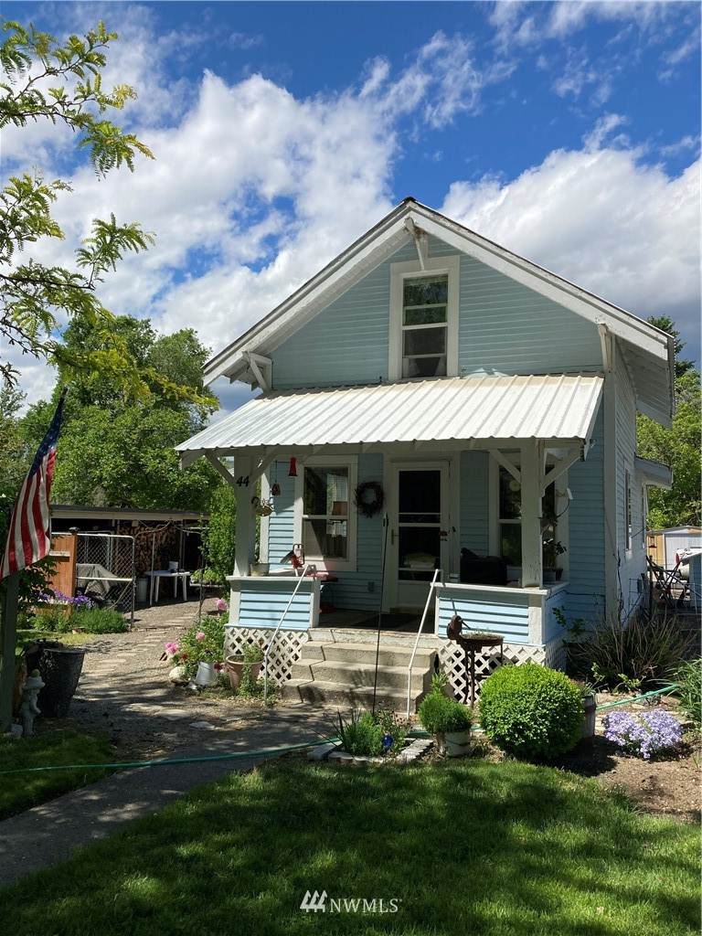 44 Okanogan Street - Photo 1