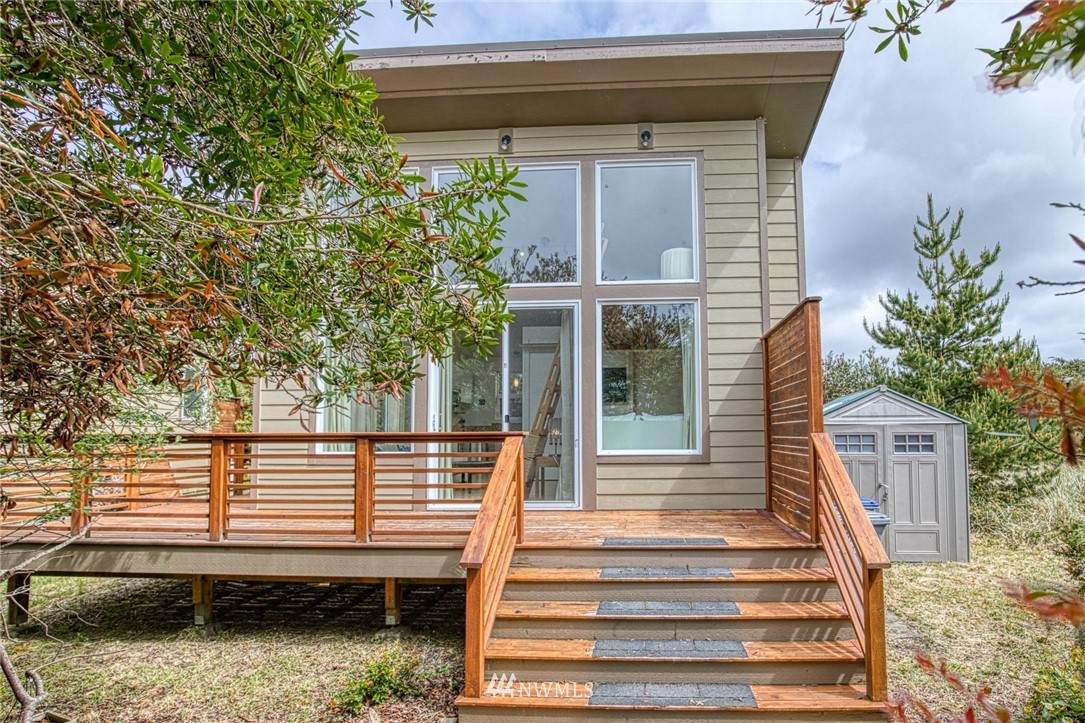 472 Moose Court - Photo 1
