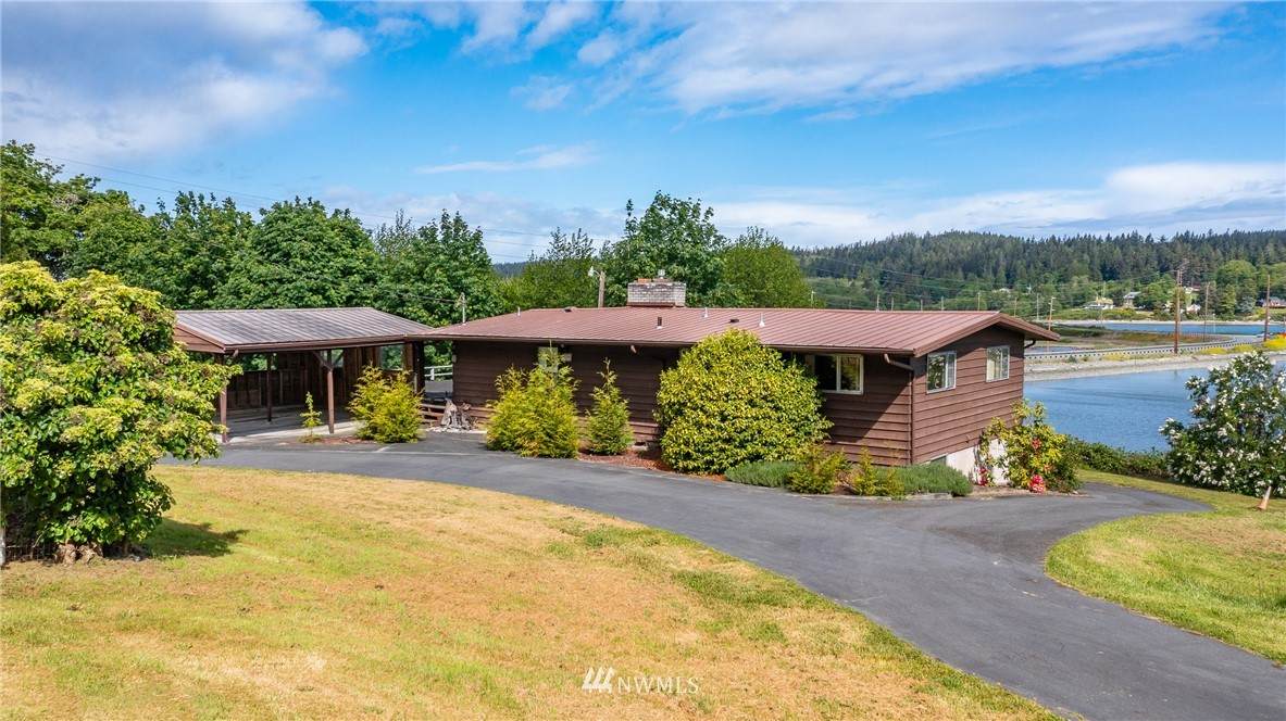 429 Frostad Road - Photo 1