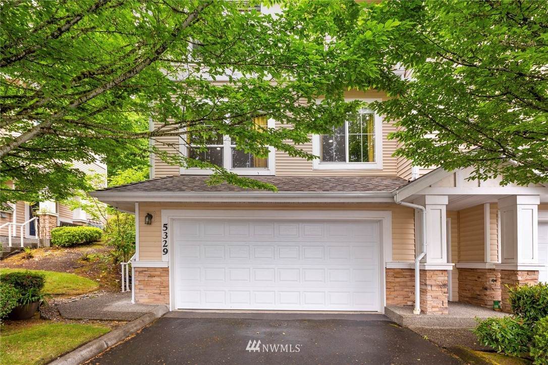 5329 164th Avenue - Photo 1