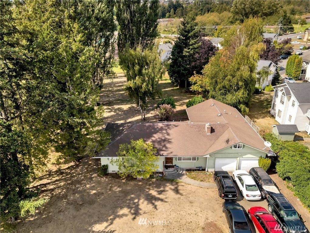 2284 Douglas Road - Photo 1