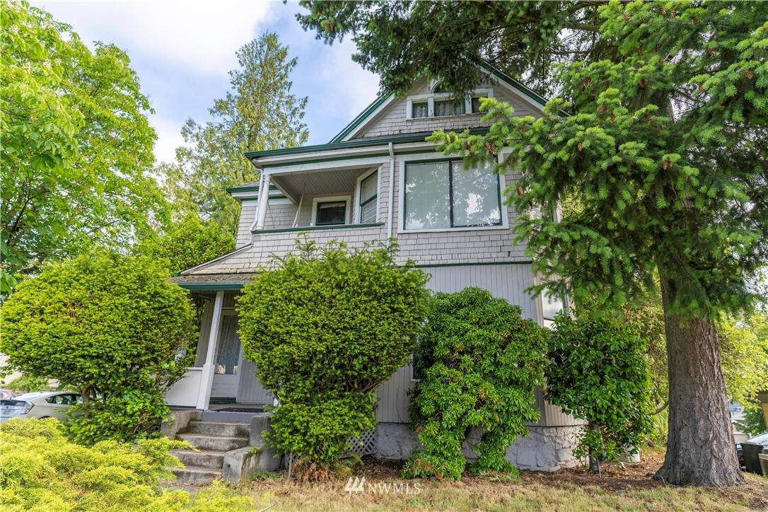 3223 6th Avenue - Photo 1