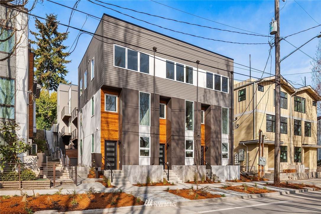 1911 15th Avenue - Photo 1