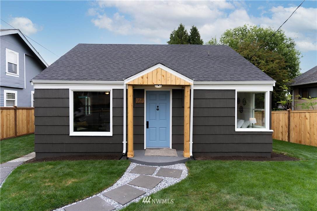 1515 Proctor Street - Photo 1