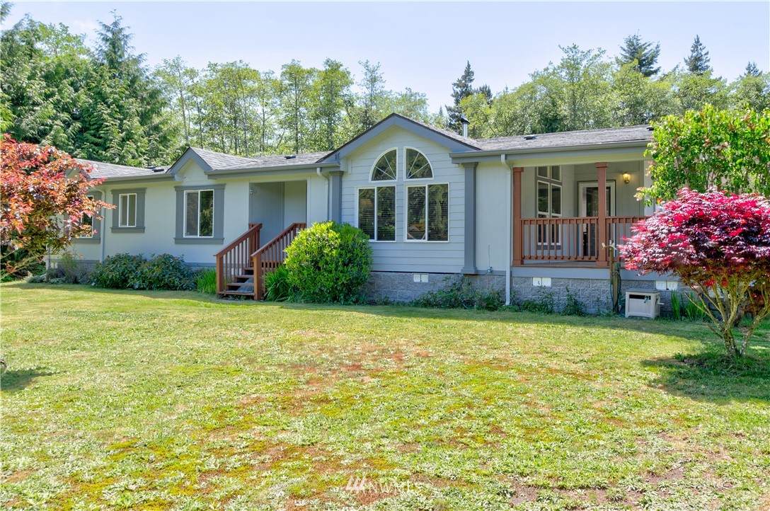 17901 Mill Lane - Photo 1