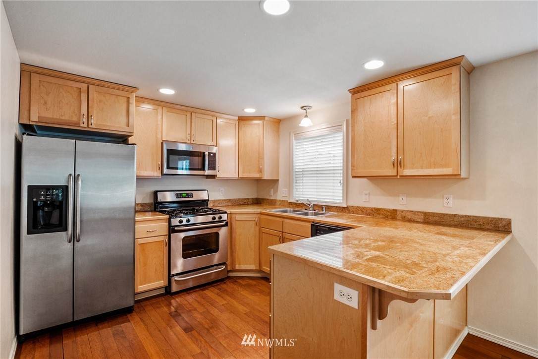 8548 Midvale Avenue - Photo 1