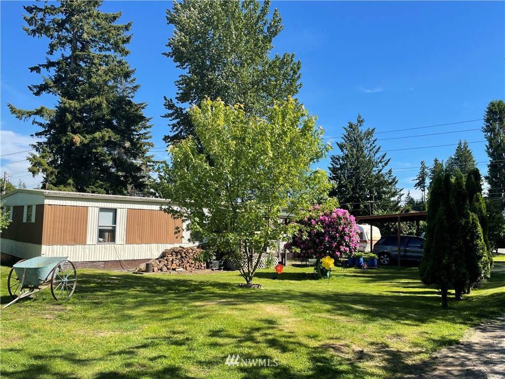 813 187th Avenue Ct - Photo 1