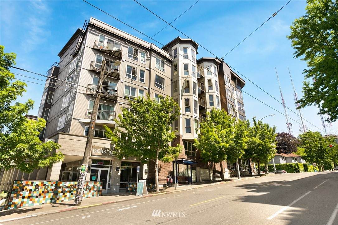 1410 Pine Street - Photo 1