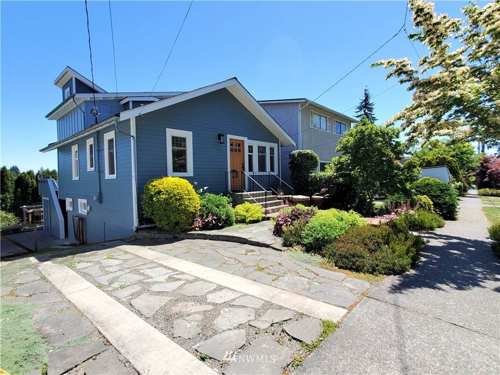 5746 37th Avenue - Photo 1