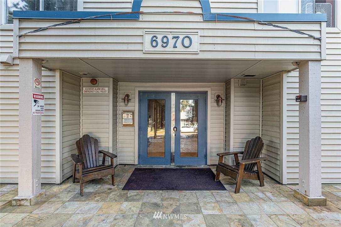 6970 California Avenue - Photo 1