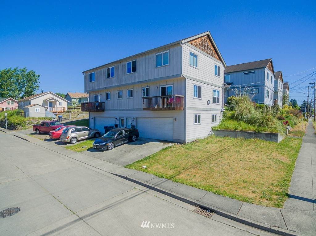 789 12th Street - Photo 1