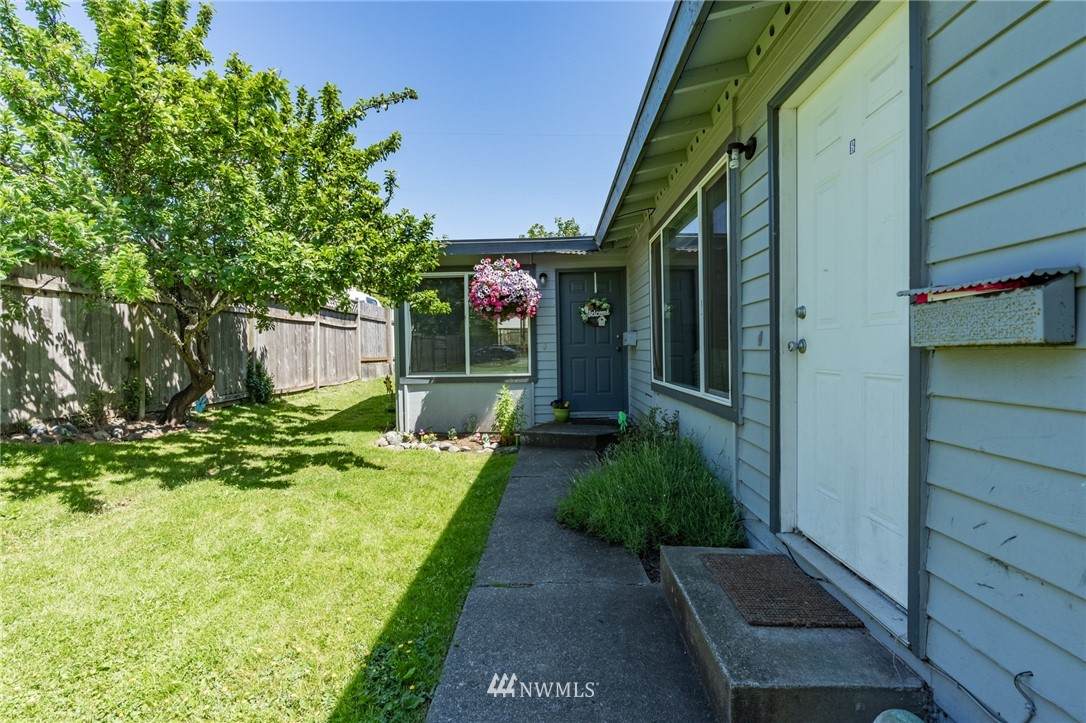 2614 Orleans Street - Photo 1