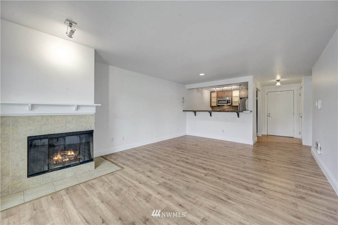 300 130th Street - Photo 1