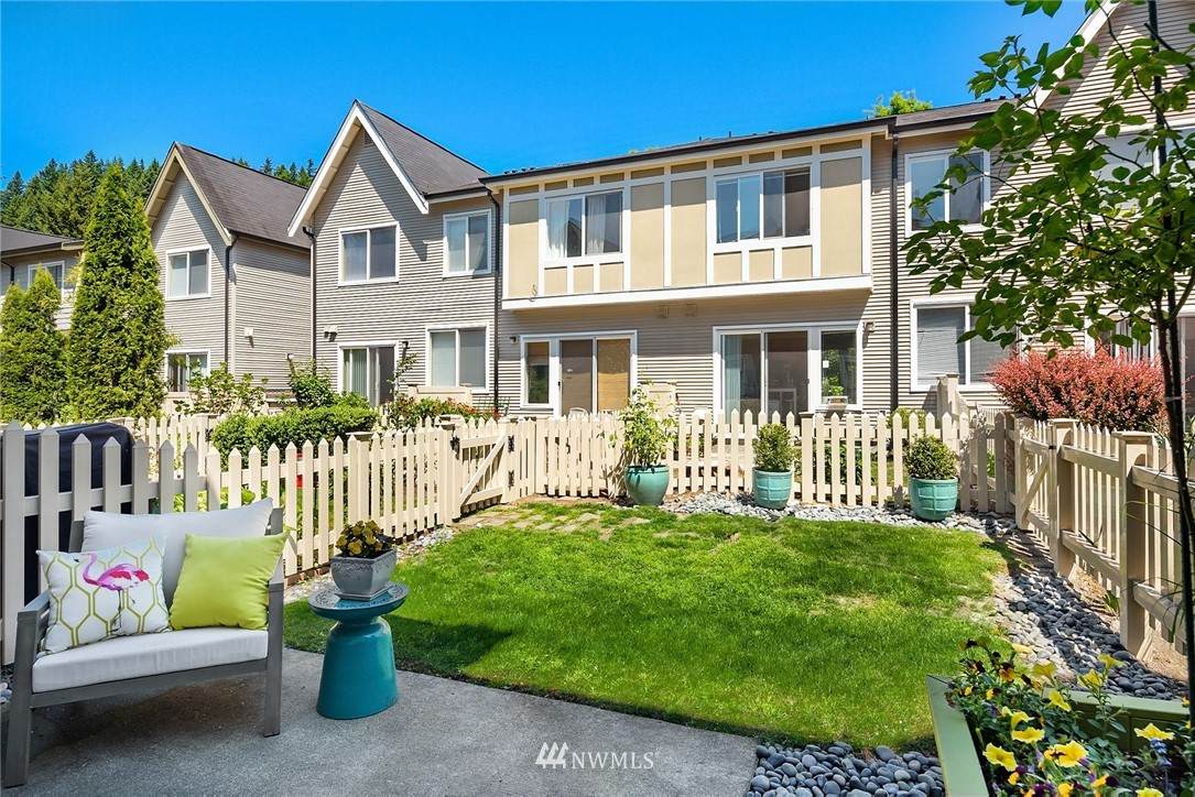 18250 96th Way - Photo 1