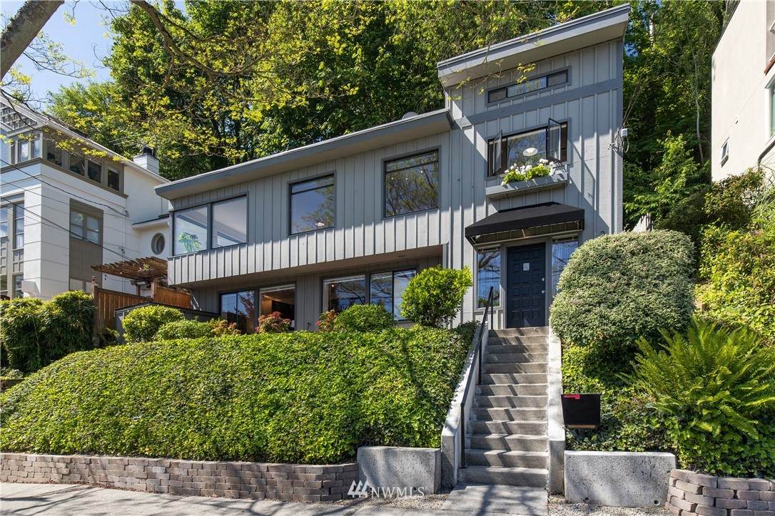 2525 Boyer Avenue - Photo 1