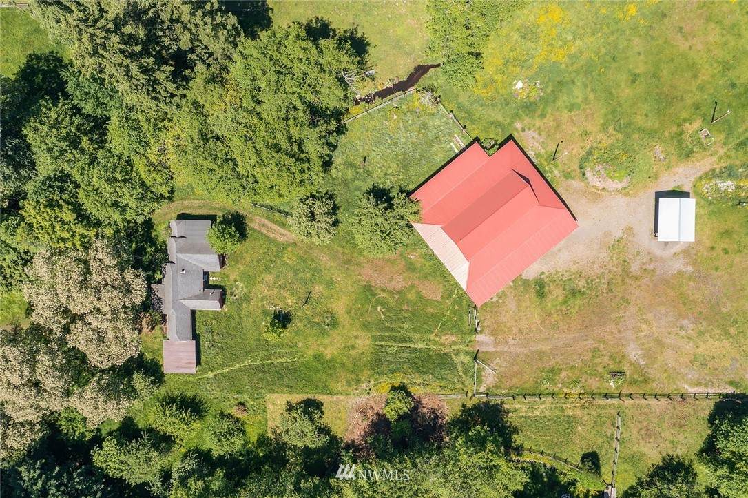 8080 208th Avenue - Photo 1
