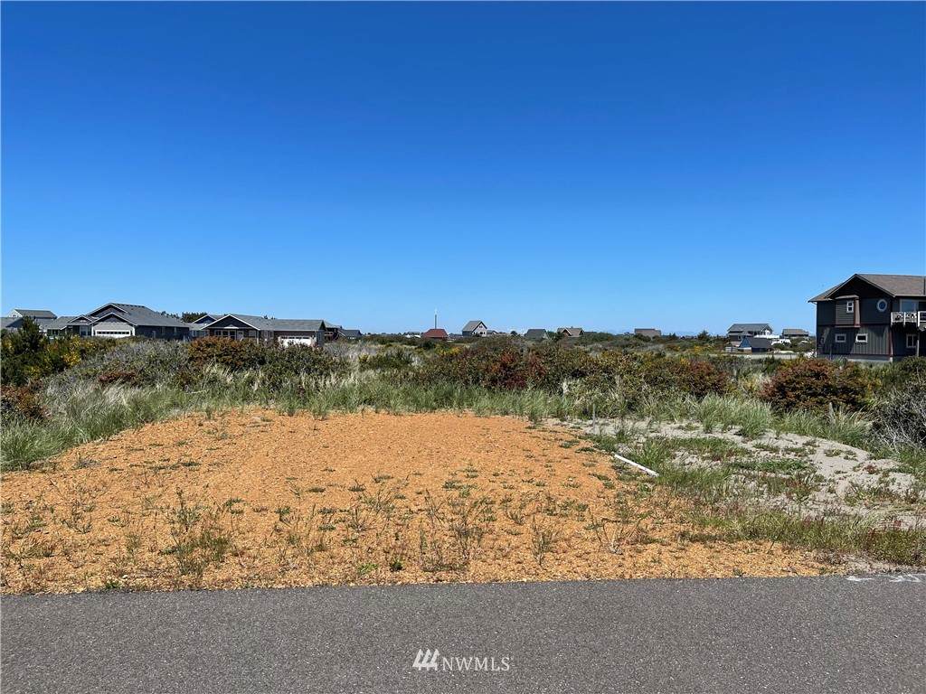 450 Wind Street - Photo 1