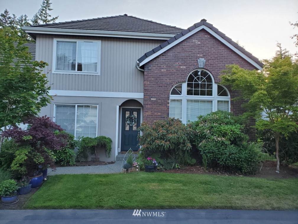 8221 53rd B-12 Avenue - Photo 1