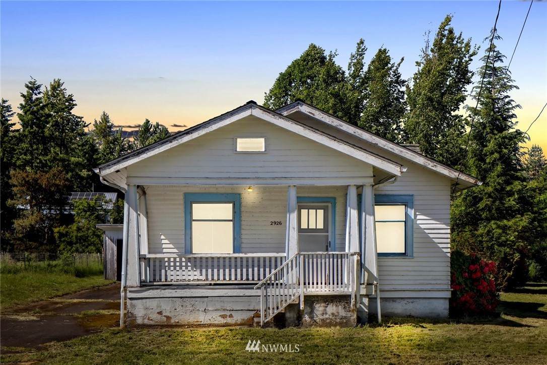 2926 Birchwood Avenue - Photo 1