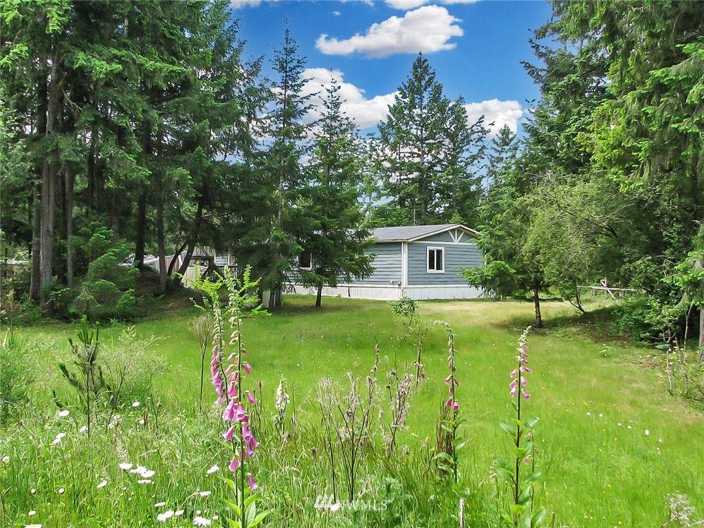 15726 178th Avenue - Photo 1