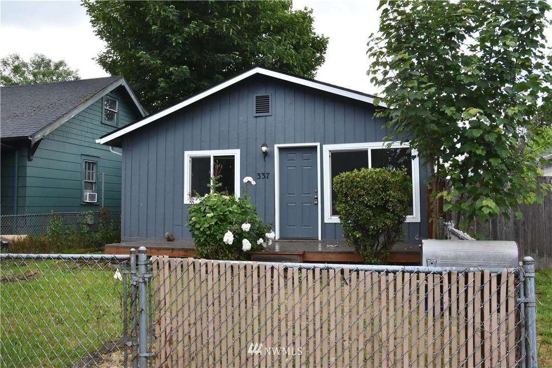 337 21st Avenue - Photo 1