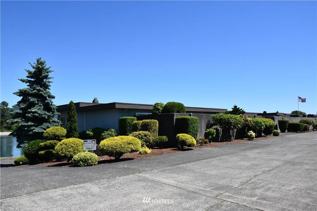 734 Marine View Drive - Photo 1