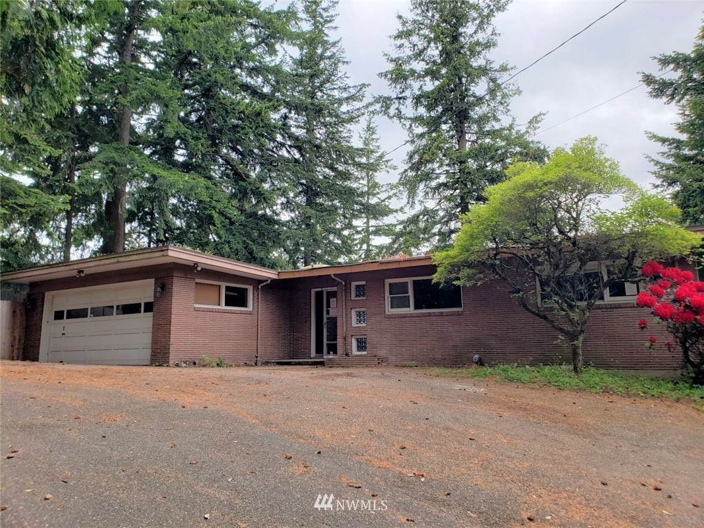 212 Highland Drive - Photo 1