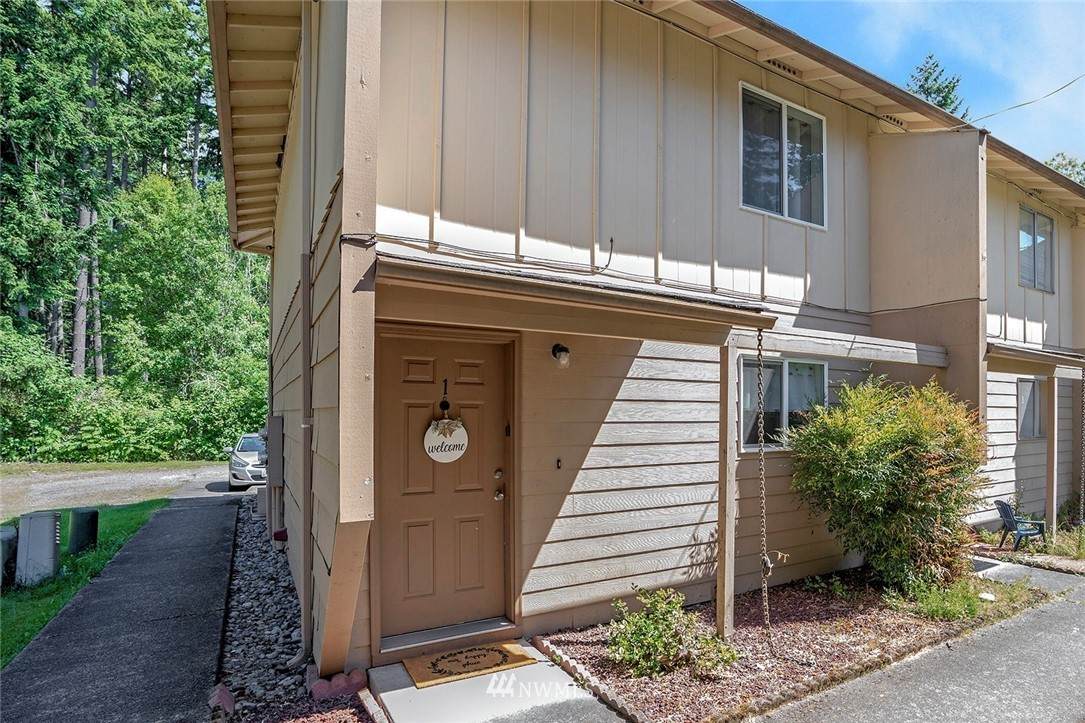 4817 56th Street - Photo 1