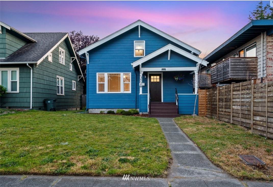 3728 Hoyt Avenue - Photo 1
