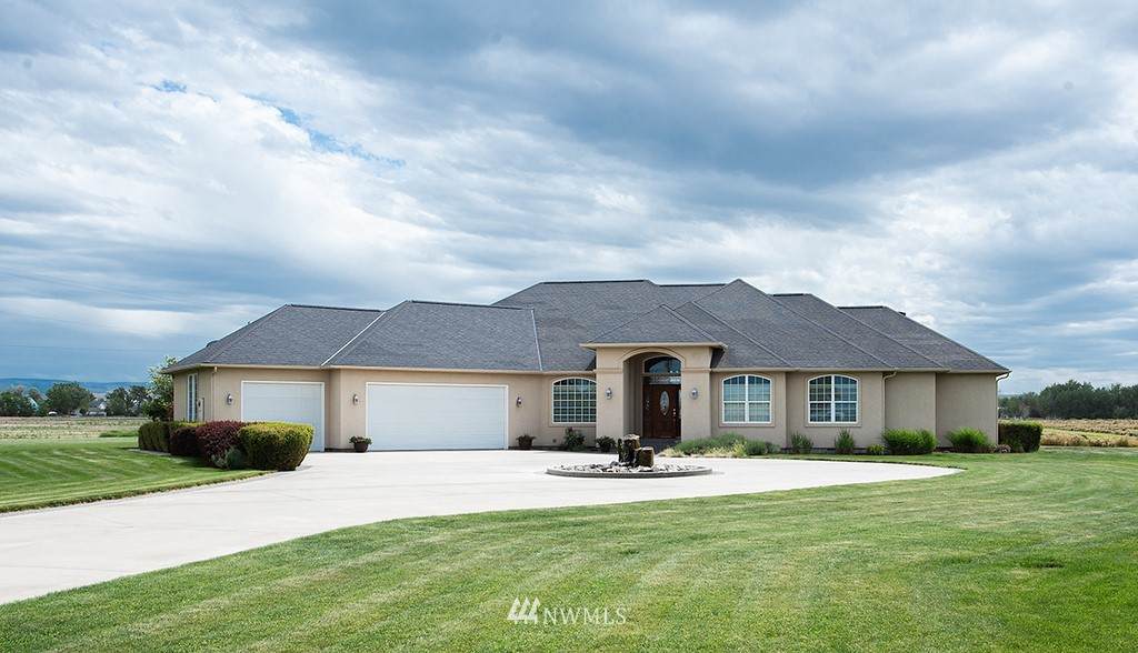 1007 Frog Hollow Road - Photo 1