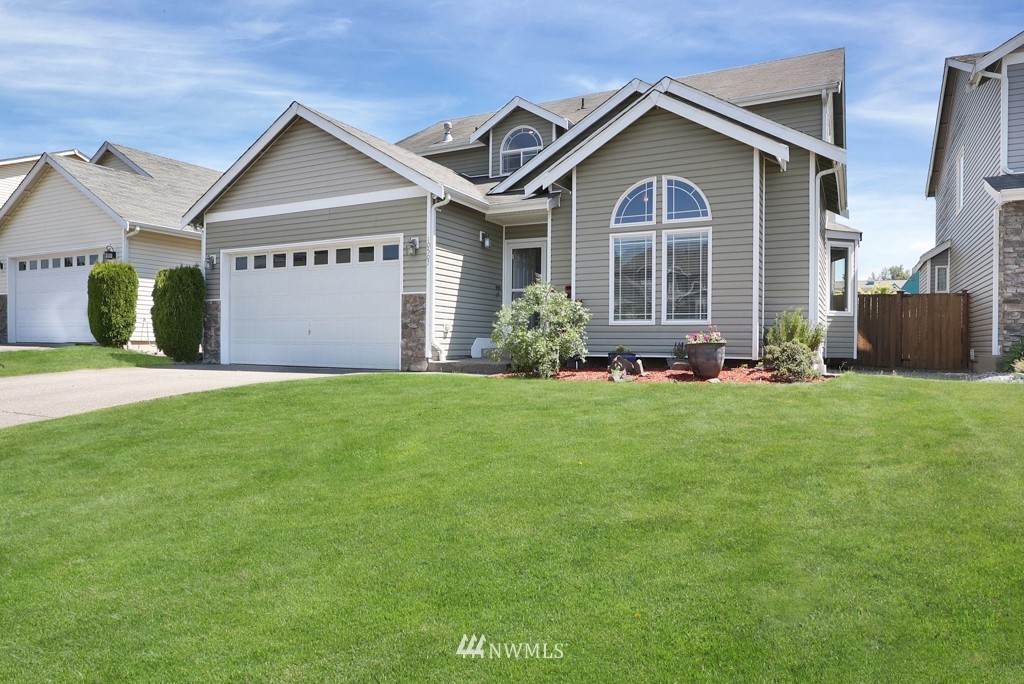 10507 13th Avenue Ct - Photo 1