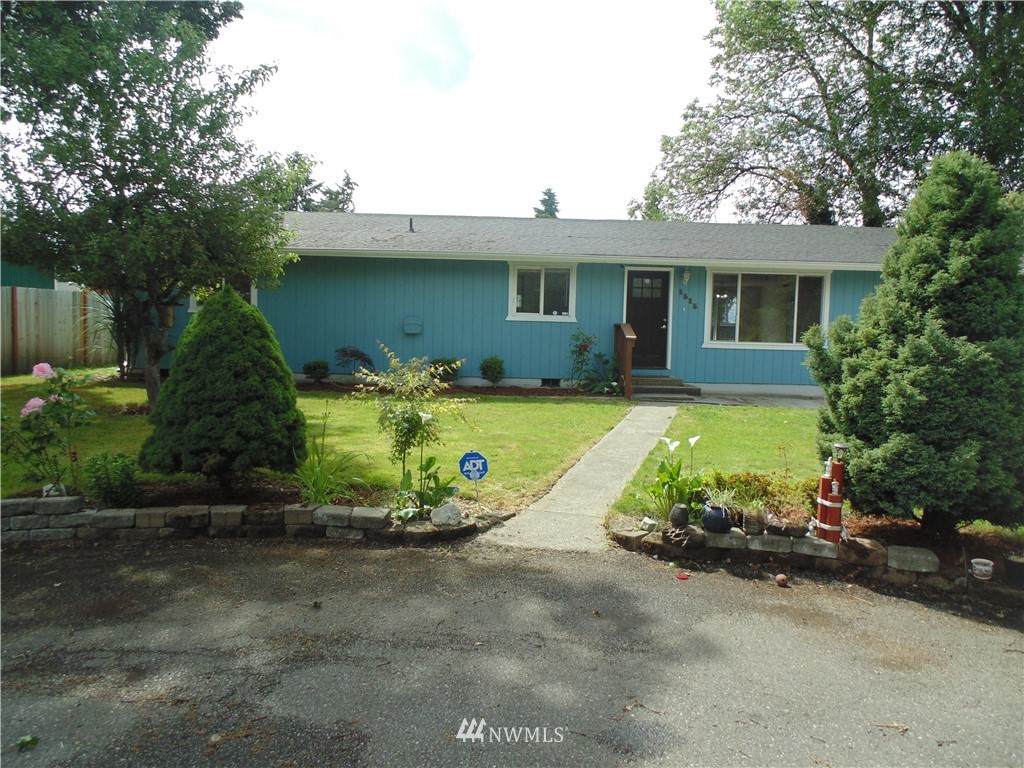 1515 Jensen Avenue - Photo 1