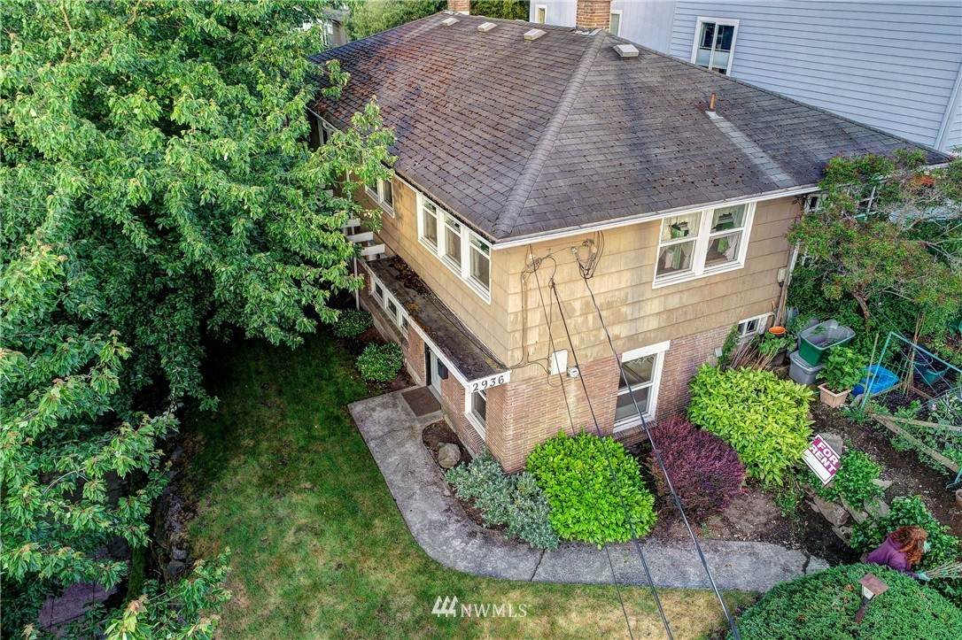 2934 2nd Avenue - Photo 1
