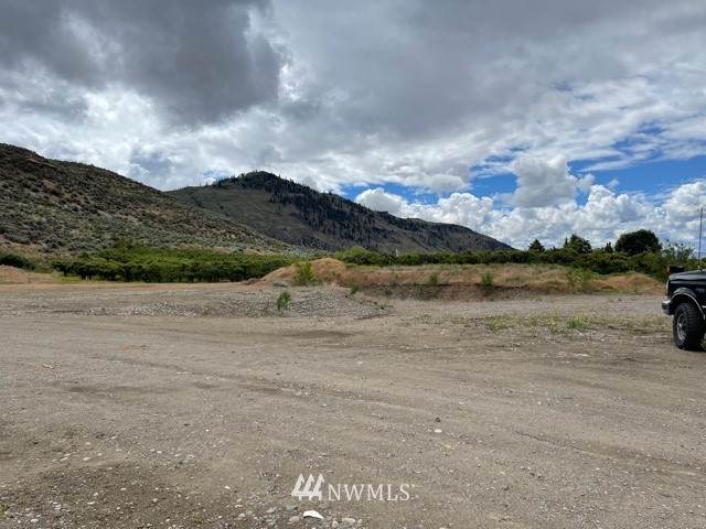 32280 Hwy 97 - Photo 1