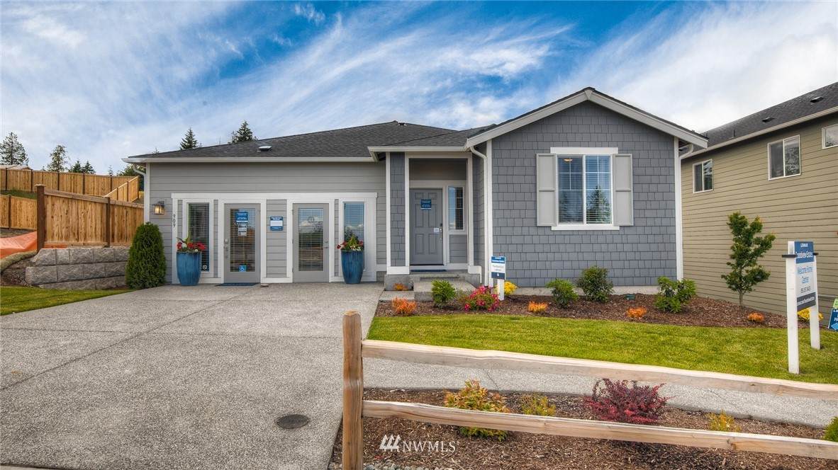 12902 179th Street - Photo 1