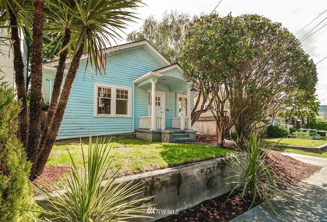 2132 Dexter Avenue - Photo 1