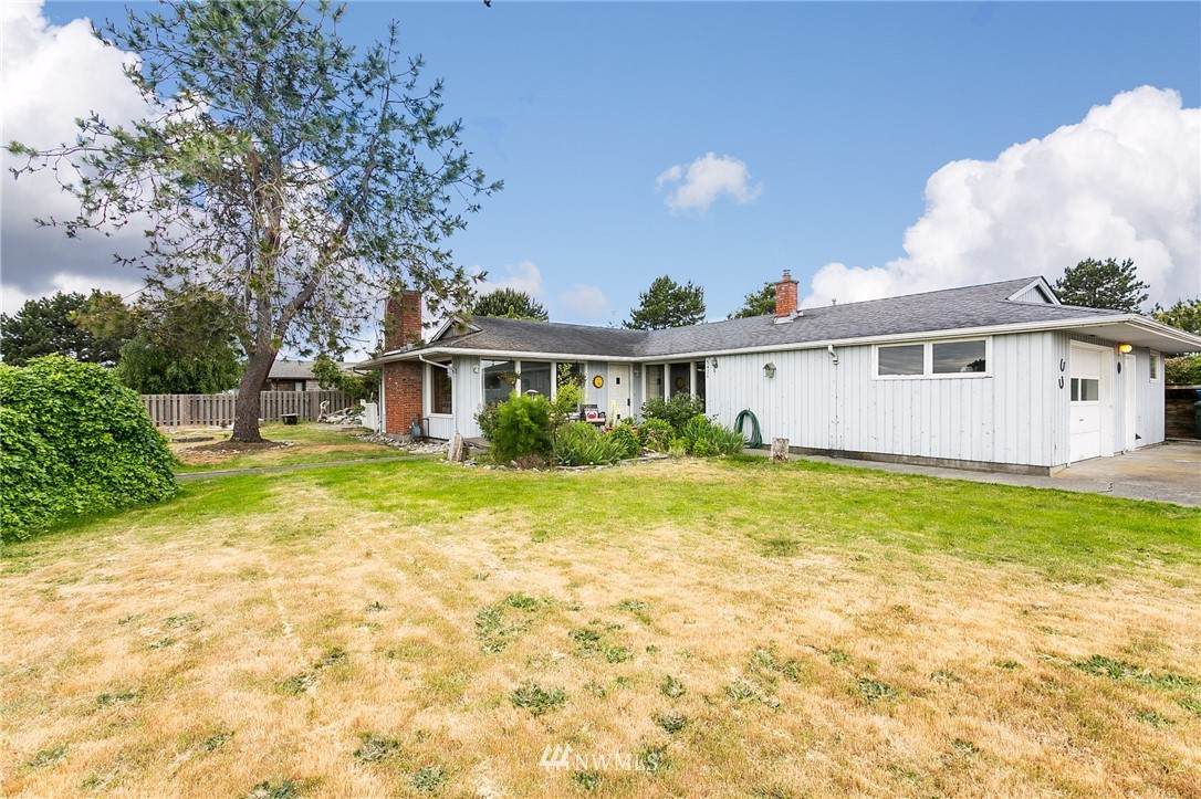 5426 Tsawwassen Loop - Photo 1