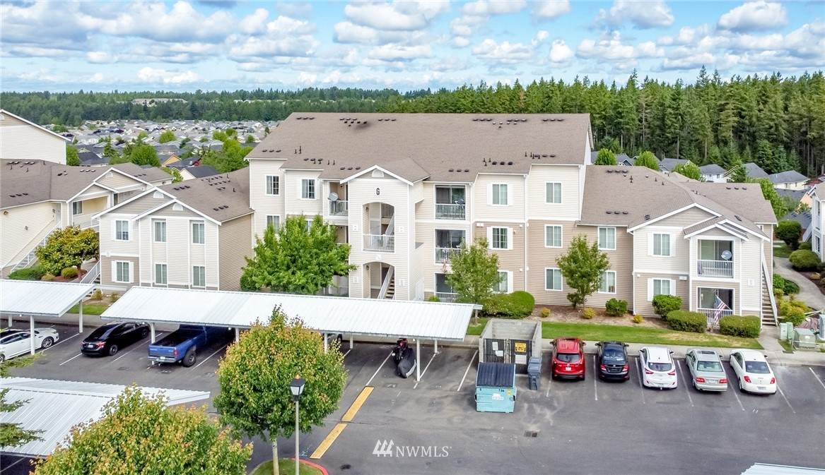 10109 186th Street - Photo 1