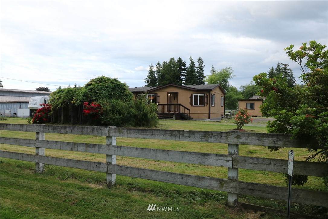22815 436th Avenue - Photo 1